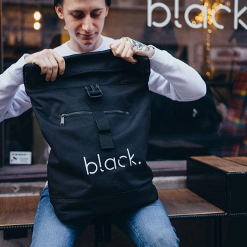 black. batoh